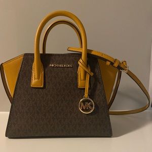 Michael Kors purse and wallet